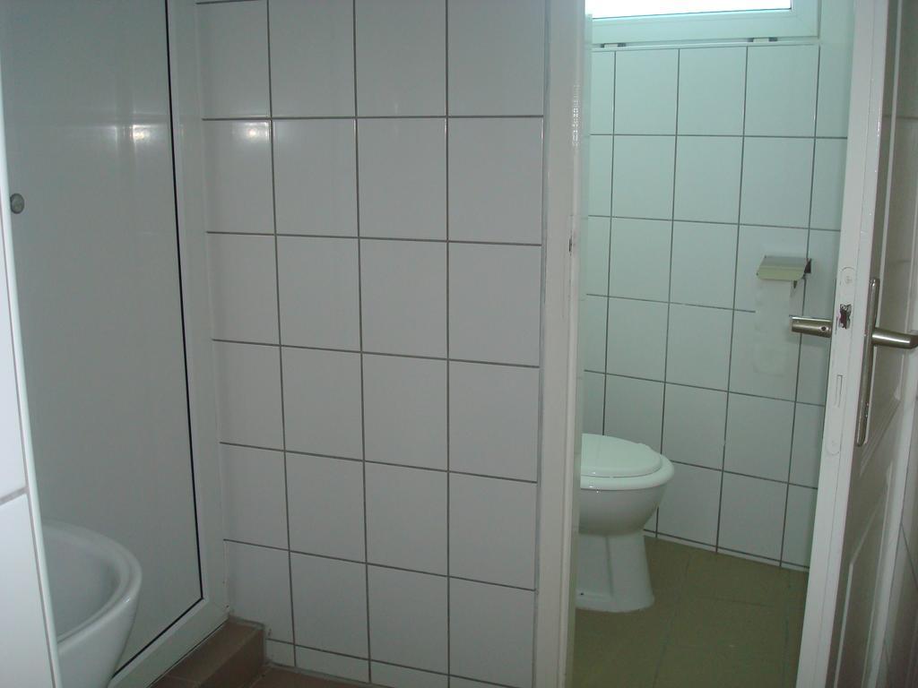 Termal Kemping Apartmanok Tiszaújváros Rum bild